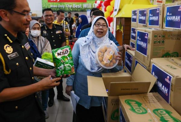 Fuziah’s office lodges police report after ‘RM200 grocery budget’ video goes viral